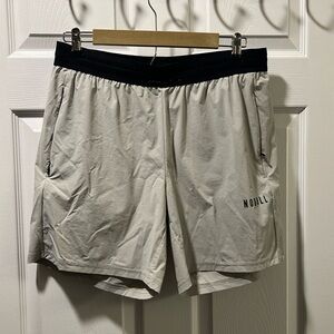 Nobull Solid Stretch Shorts 7”